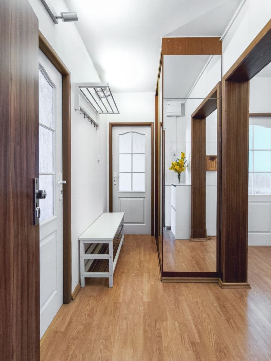 3 bedroom flat to rent, 72 m², Kurkova, Prague, Prague 3 bedroom flat to rent, 72 m², Kurkova, Prague, Prague