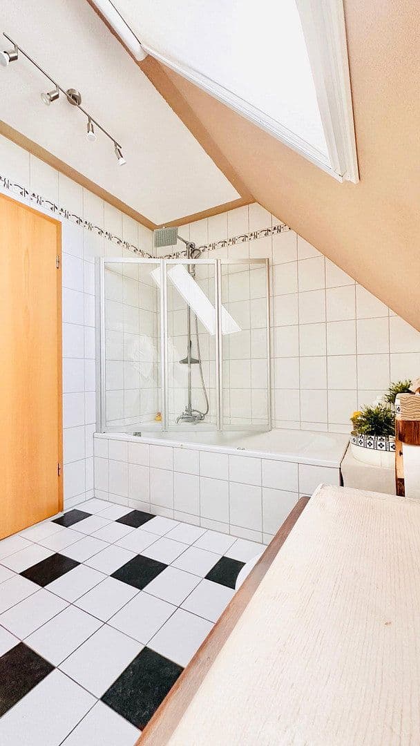 4 bedroom flat for sale, 125 m², Hauptstraße 108 A, Schwegenheim, Rhineland-Palatinate 4 bedroom flat for sale, 125 m², Hauptstraße 108 A, Schwegenheim, Rhineland-Palatinate