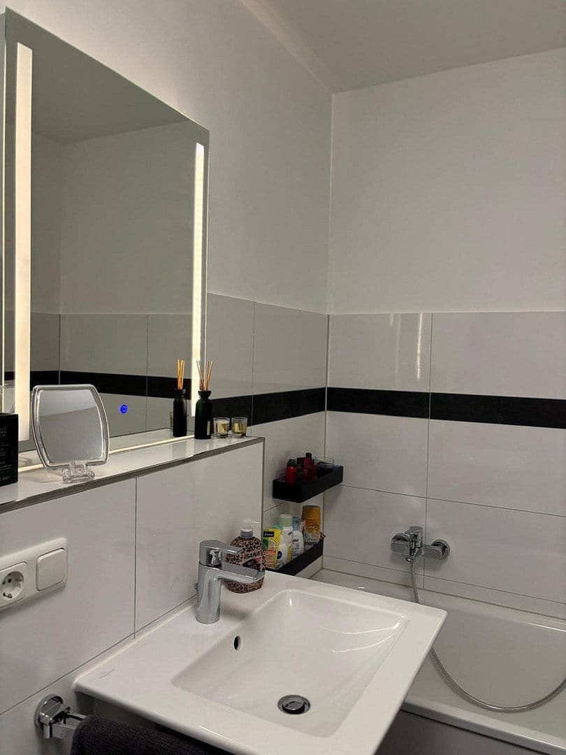 house for sale, 335 m², Bergische Landstraße 21, Rösrath, North Rhine-Westphalia house for sale, 335 m², Bergische Landstraße 21, Rösrath, North Rhine-Westphalia