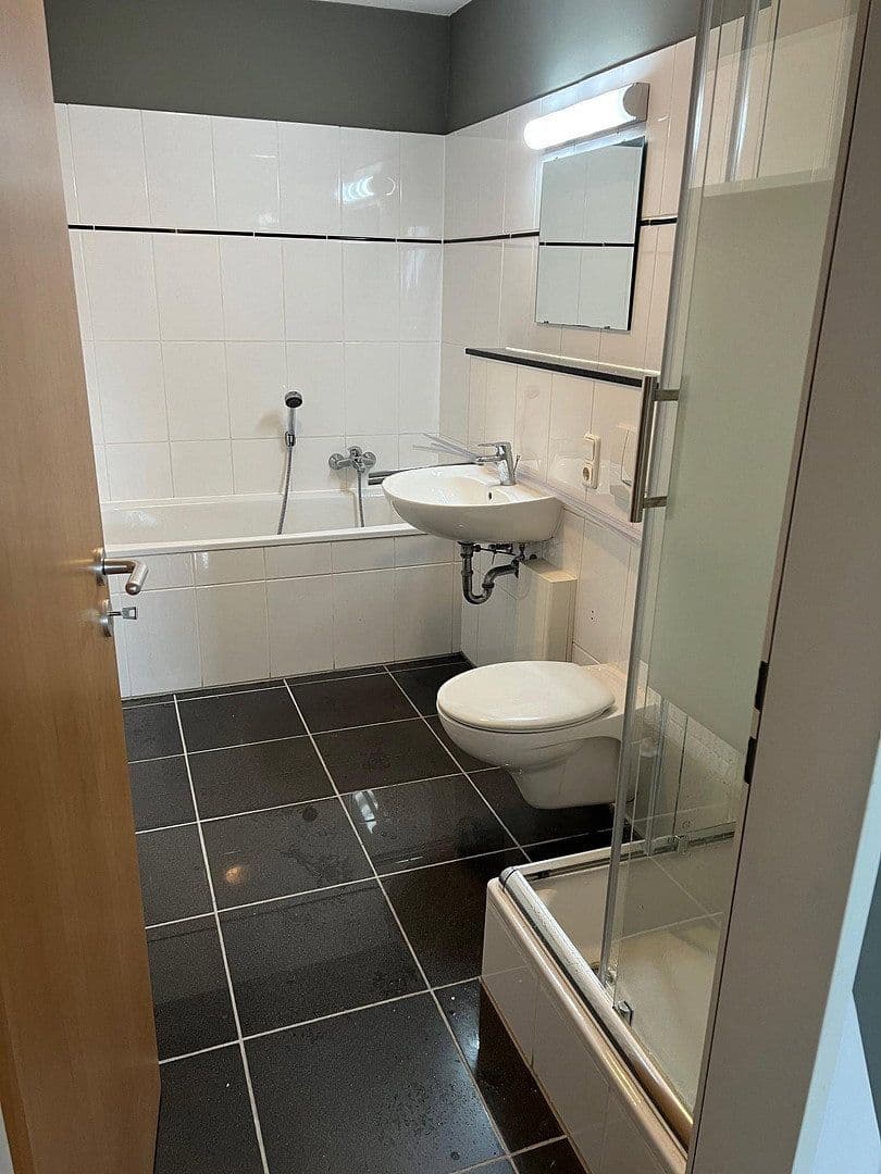 house for sale, 335 m², Bergische Landstraße 21, Rösrath, North Rhine-Westphalia house for sale, 335 m², Bergische Landstraße 21, Rösrath, North Rhine-Westphalia