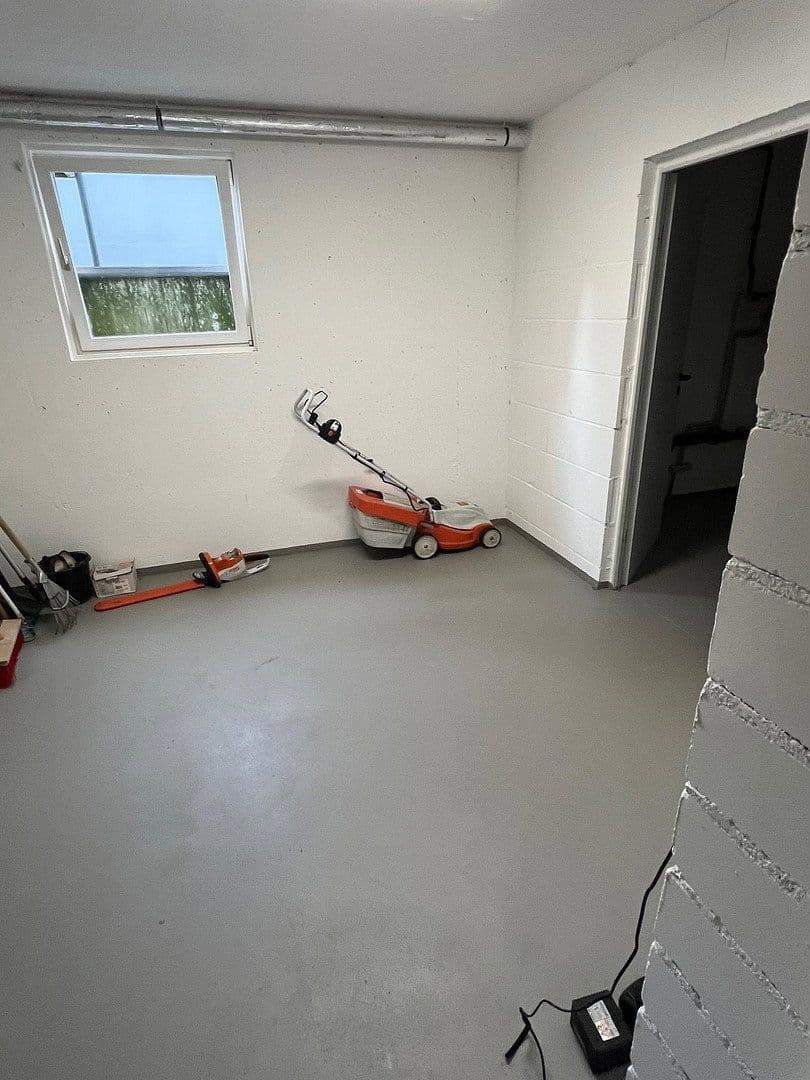 house for sale, 335 m², Bergische Landstraße 21, Rösrath, North Rhine-Westphalia house for sale, 335 m², Bergische Landstraße 21, Rösrath, North Rhine-Westphalia