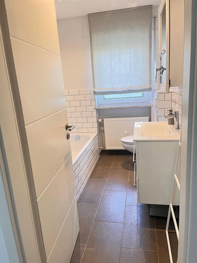 3 bedroom with open-plan kitchen flat for sale, 108 m², Friedrichsdorf, Hesse 3 bedroom with open-plan kitchen flat for sale, 108 m², Friedrichsdorf, Hesse