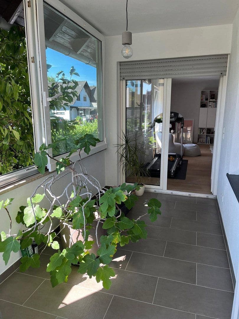 3 bedroom with open-plan kitchen flat for sale, 108 m², Friedrichsdorf, Hesse 3 bedroom with open-plan kitchen flat for sale, 108 m², Friedrichsdorf, Hesse