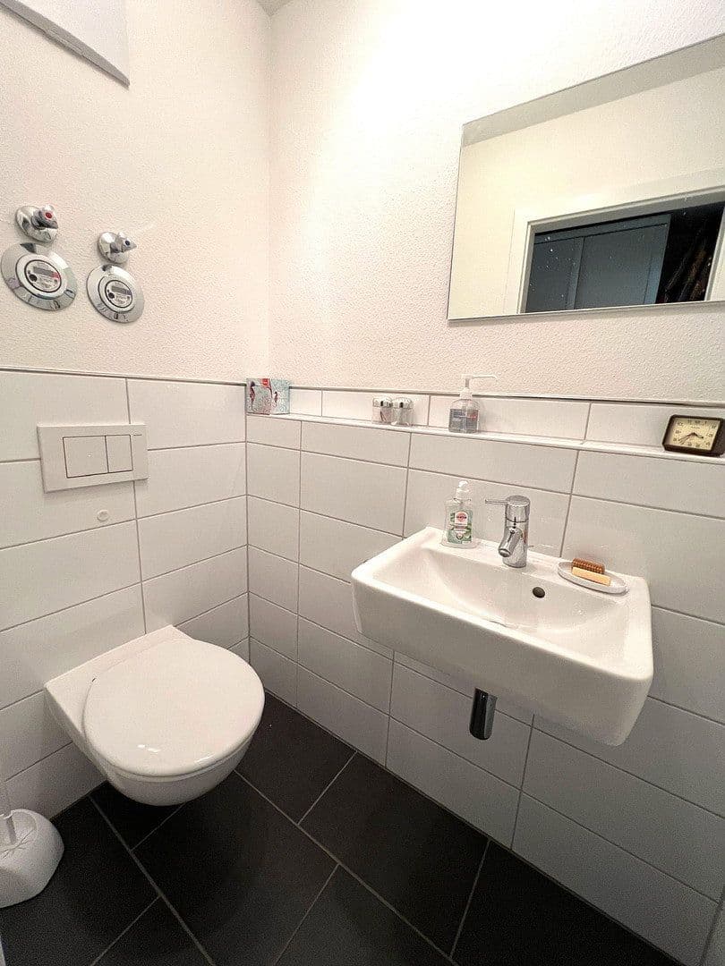 3 bedroom with open-plan kitchen flat for sale, 115 m², Am Föllbach 2, Wolfschlugen, Baden-Württemberg 3 bedroom with open-plan kitchen flat for sale, 115 m², Am Föllbach 2, Wolfschlugen, Baden-Württemberg