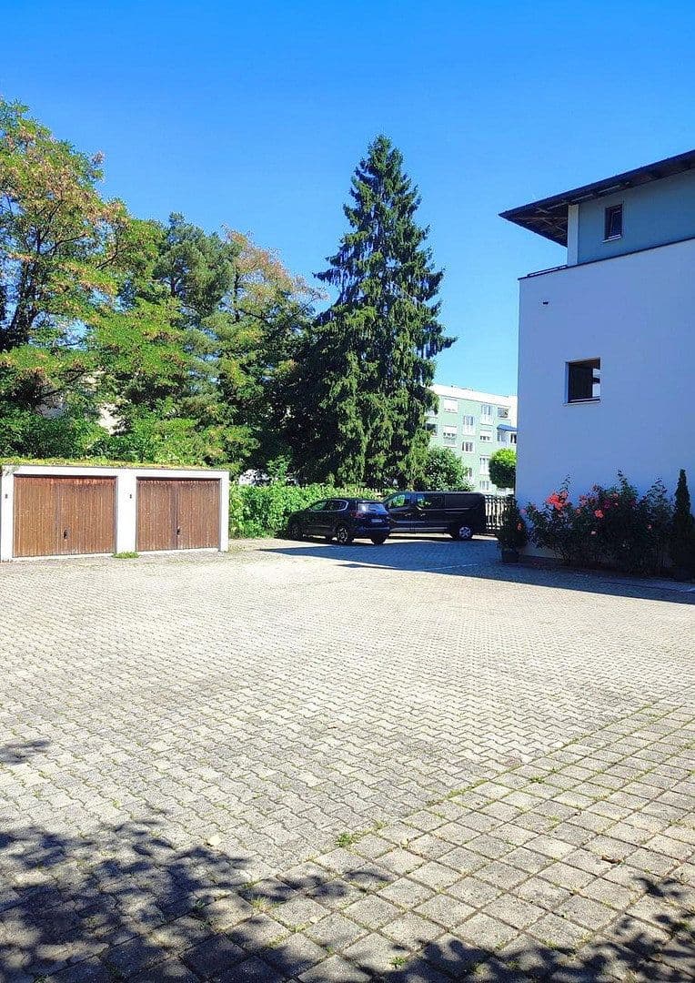 non-residential property for sale, 1,867 m², Graslitzer Str. 4, Waldkraiburg, Bavaria non-residential property for sale, 1,867 m², Graslitzer Str. 4, Waldkraiburg, Bavaria