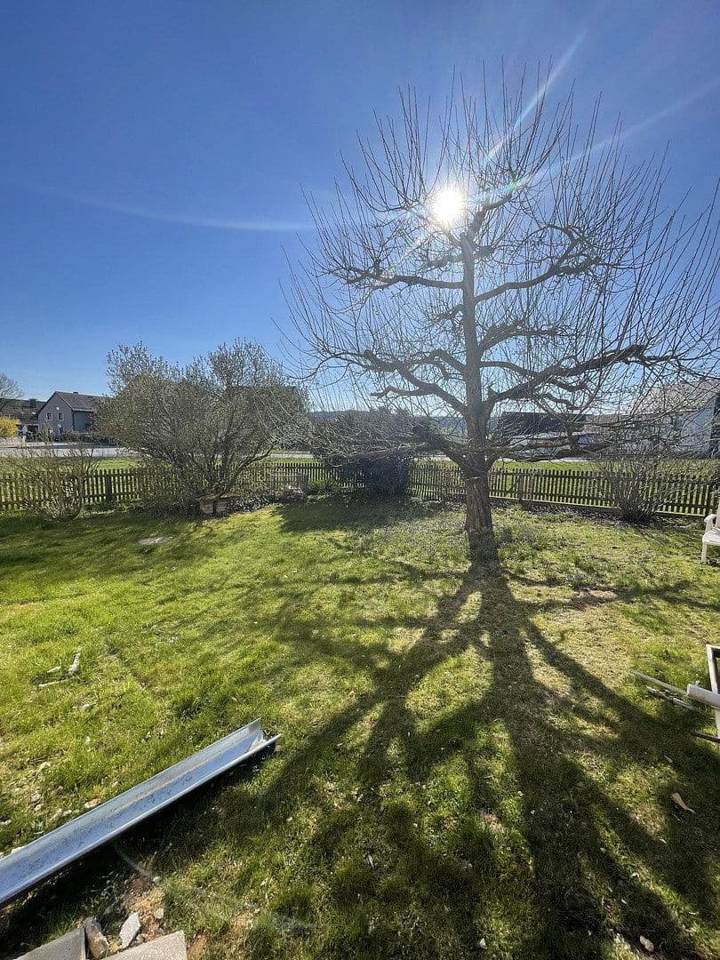 3 bedroom with open-plan kitchen flat to rent, 141 m², Regenstauf, Bavaria 3 bedroom with open-plan kitchen flat to rent, 141 m², Regenstauf, Bavaria