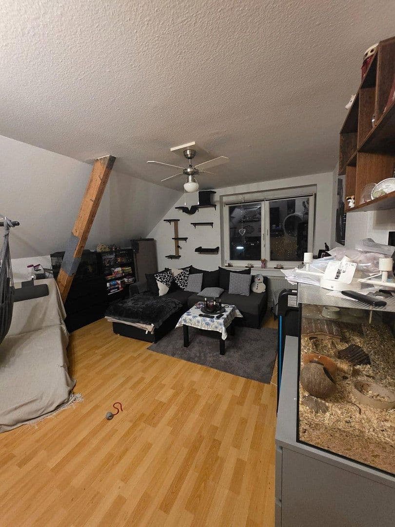 4 bedroom flat to rent, 87 m², Seidenstraße 11, Krefeld, North Rhine-Westphalia 4 bedroom flat to rent, 87 m², Seidenstraße 11, Krefeld, North Rhine-Westphalia