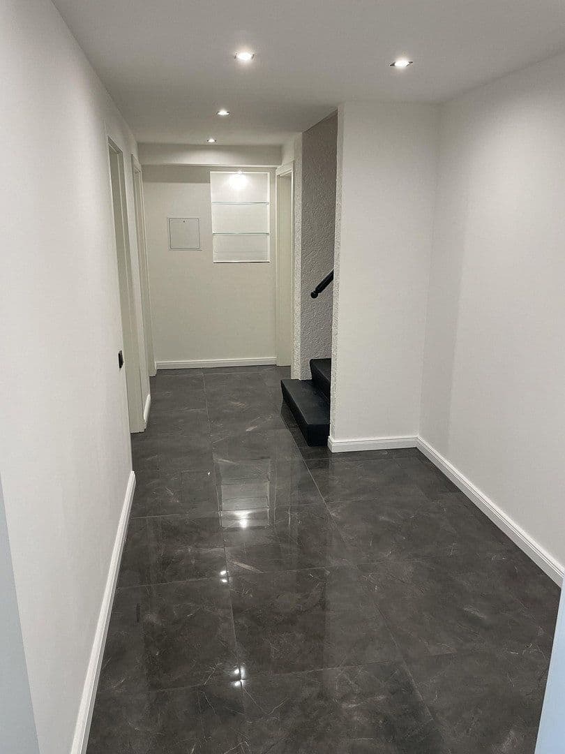 house for sale, 240 m², Bergisch Gladbach, North Rhine-Westphalia house for sale, 240 m², Bergisch Gladbach, North Rhine-Westphalia