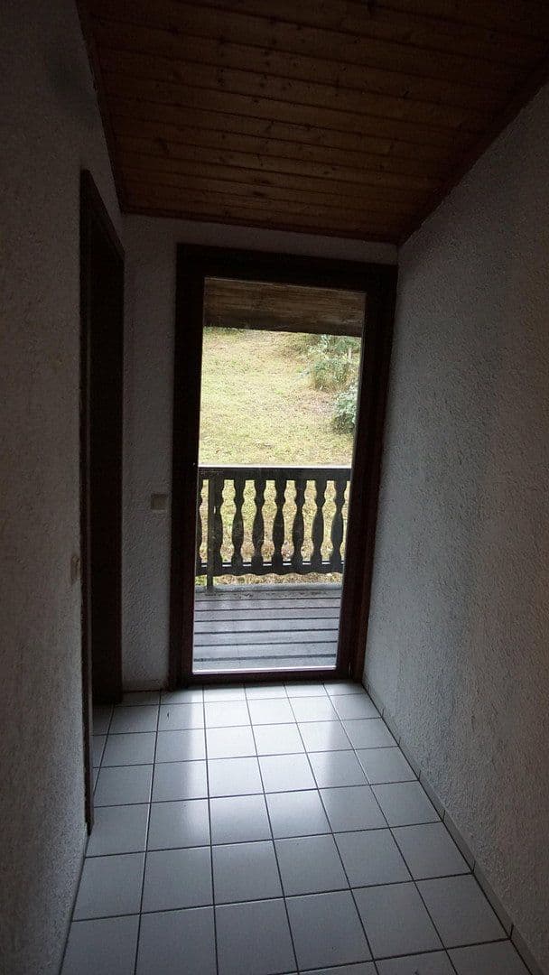 2 bedroom with open-plan kitchen flat to rent, 80 m², Fränkisch-Crumbach, Hesse 2 bedroom with open-plan kitchen flat to rent, 80 m², Fränkisch-Crumbach, Hesse