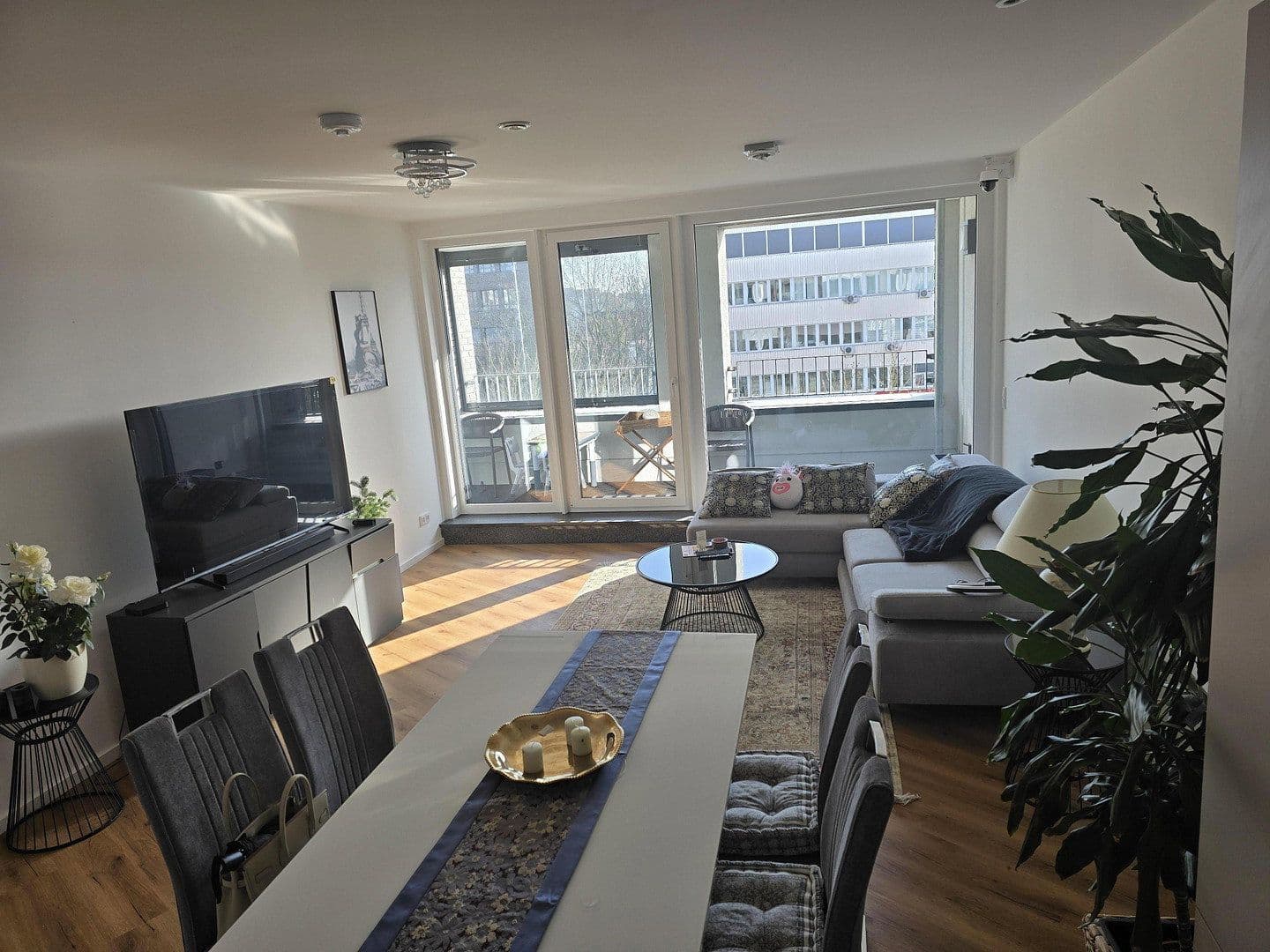 1 bedroom with open-plan kitchen flat to rent, 68 m², Frankfurt am Main, Hesse 1 bedroom with open-plan kitchen flat to rent, 68 m², Frankfurt am Main, Hesse