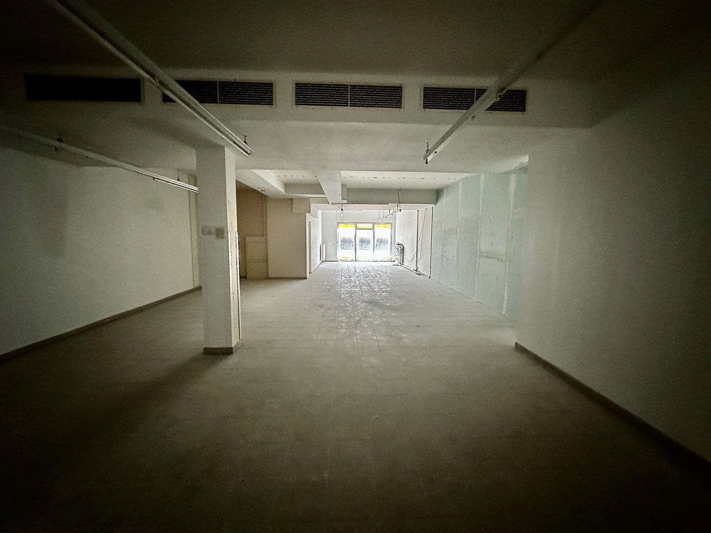 non-residential property to rent, 135 m², Burgstr. 44, Leverkusen, North Rhine-Westphalia non-residential property to rent, 135 m², Burgstr. 44, Leverkusen, North Rhine-Westphalia