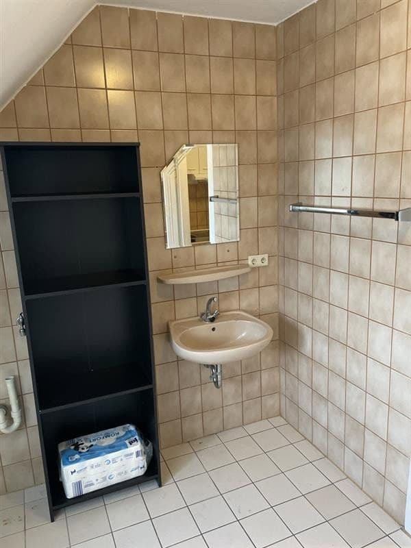 1 bedroom flat to rent, 40 m², Sinzigerstrasse 11, Bad Neuenahr-Ahrweiler, Rhineland-Palatinate 1 bedroom flat to rent, 40 m², Sinzigerstrasse 11, Bad Neuenahr-Ahrweiler, Rhineland-Palatinate