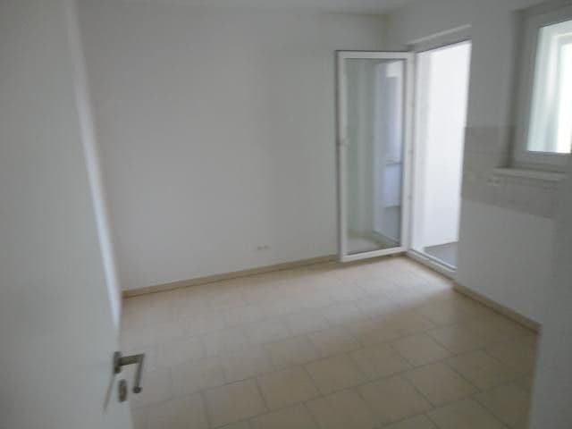 4 bedroom flat to rent, 98 m², Magdeburg, Saxony-Anhalt 4 bedroom flat to rent, 98 m², Magdeburg, Saxony-Anhalt
