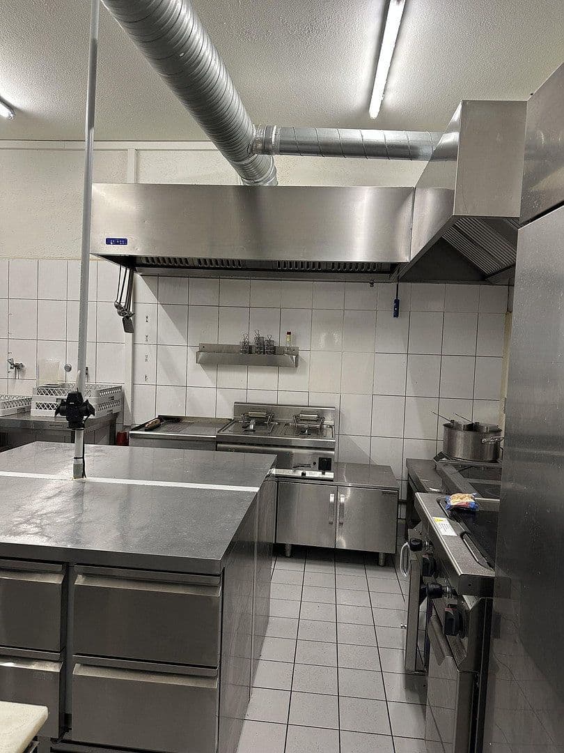 non-residential property to rent, 700 m², Herrenstrasse 3,, Lörrach, Baden-Württemberg non-residential property to rent, 700 m², Herrenstrasse 3,, Lörrach, Baden-Württemberg