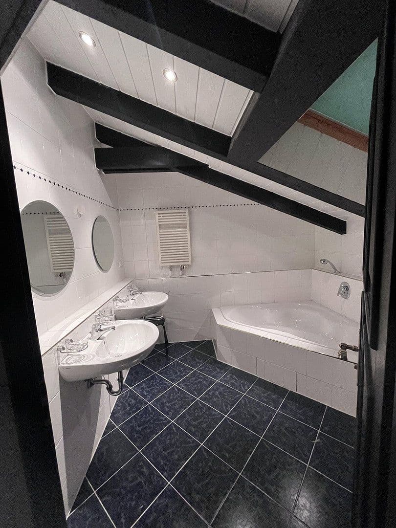 house for sale, 591 m², Möhrendorf, Bavaria house for sale, 591 m², Möhrendorf, Bavaria