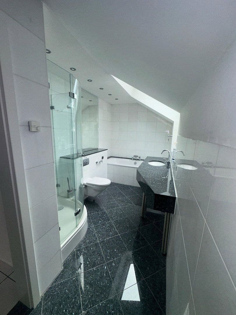 2 bedroom flat to rent, 90 m², Egelsbach, Hesse 2 bedroom flat to rent, 90 m², Egelsbach, Hesse