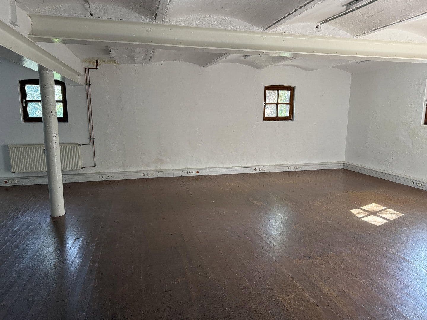 office to rent, 154 m², Oberbenrader Strasse, Krefeld, North Rhine-Westphalia office to rent, 154 m², Oberbenrader Strasse, Krefeld, North Rhine-Westphalia