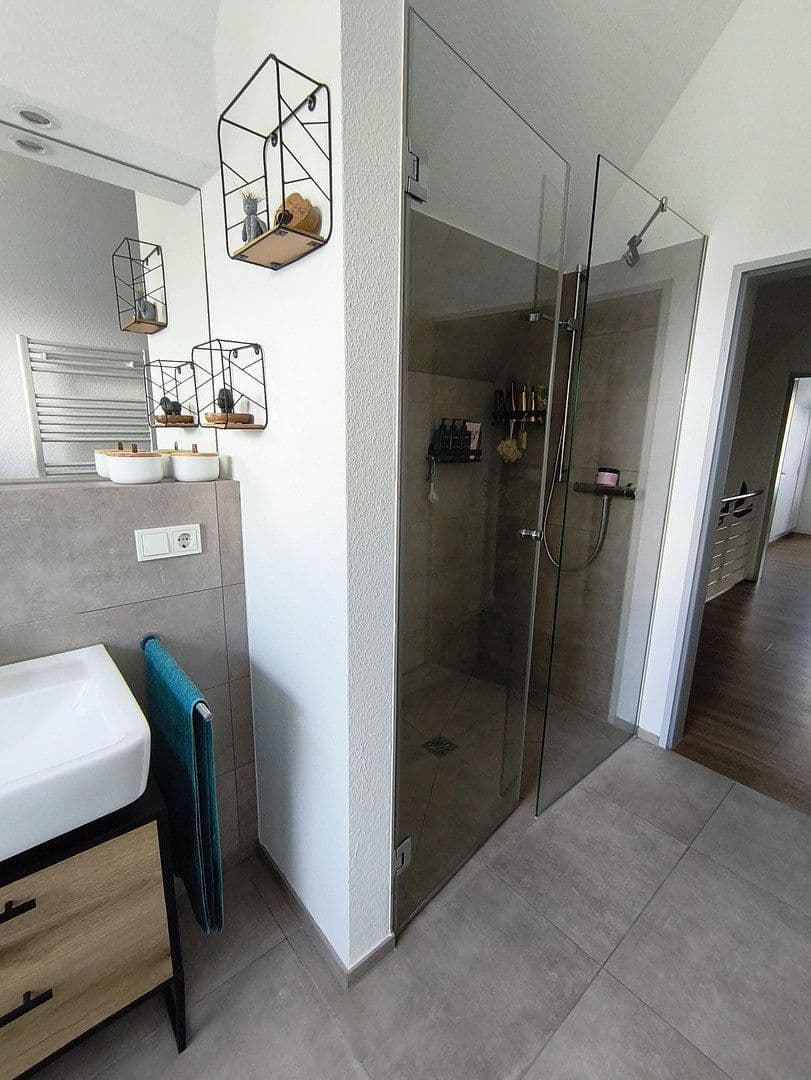 3 bedroom flat to rent, 105 m², Offlumer Str. 45 / Wichernstr. 8, Neuenkirchen, North Rhine-Westphalia 3 bedroom flat to rent, 105 m², Offlumer Str. 45 / Wichernstr. 8, Neuenkirchen, North Rhine-Westphalia