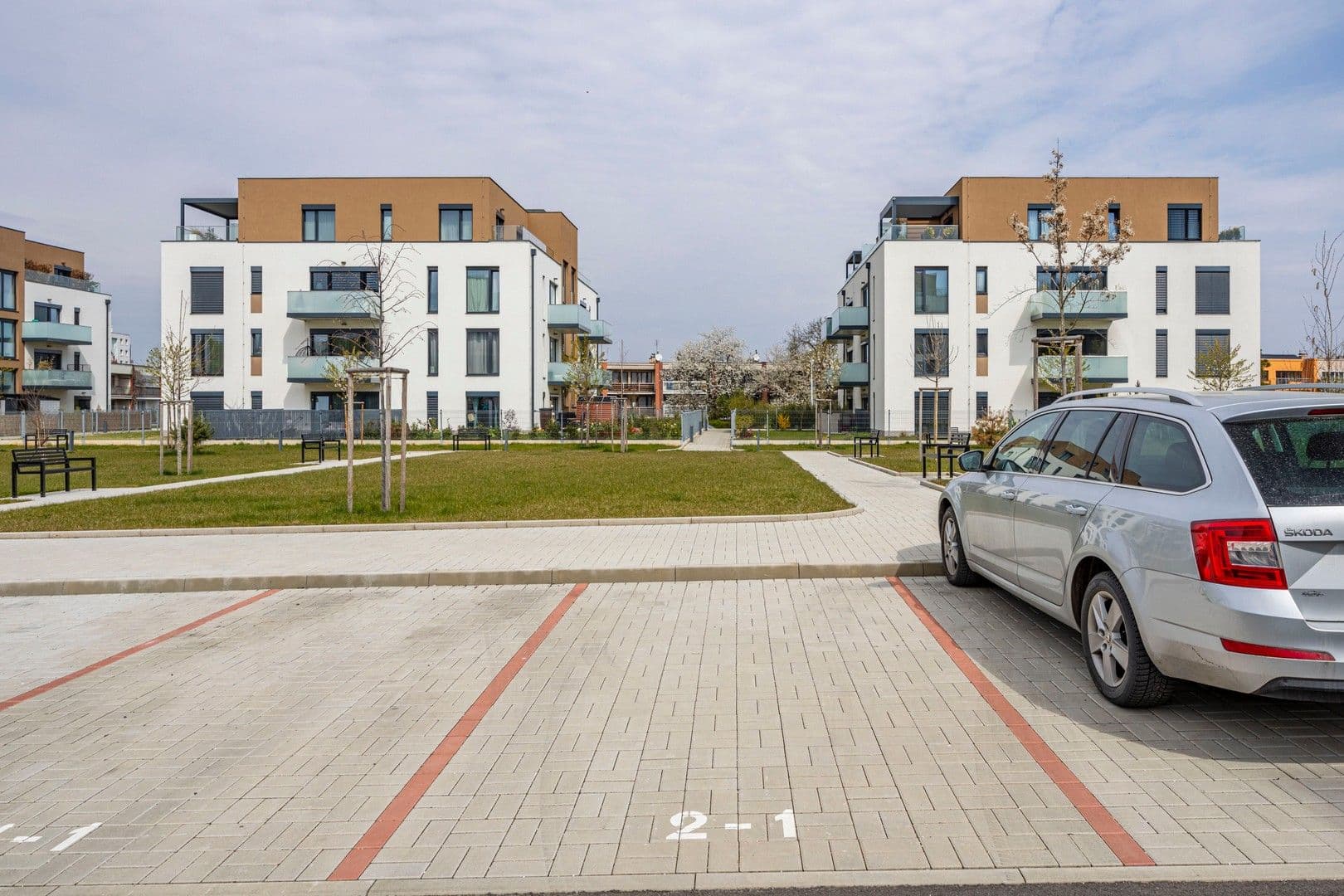 1 bedroom with open-plan kitchen flat to rent, 42 m², Pekařova, Prague, Prague 1 bedroom with open-plan kitchen flat to rent, 42 m², Pekařova, Prague, Prague