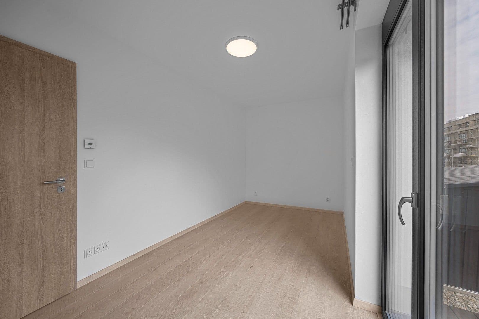 1 bedroom with open-plan kitchen flat to rent, 42 m², Pekařova, Prague, Prague 1 bedroom with open-plan kitchen flat to rent, 42 m², Pekařova, Prague, Prague