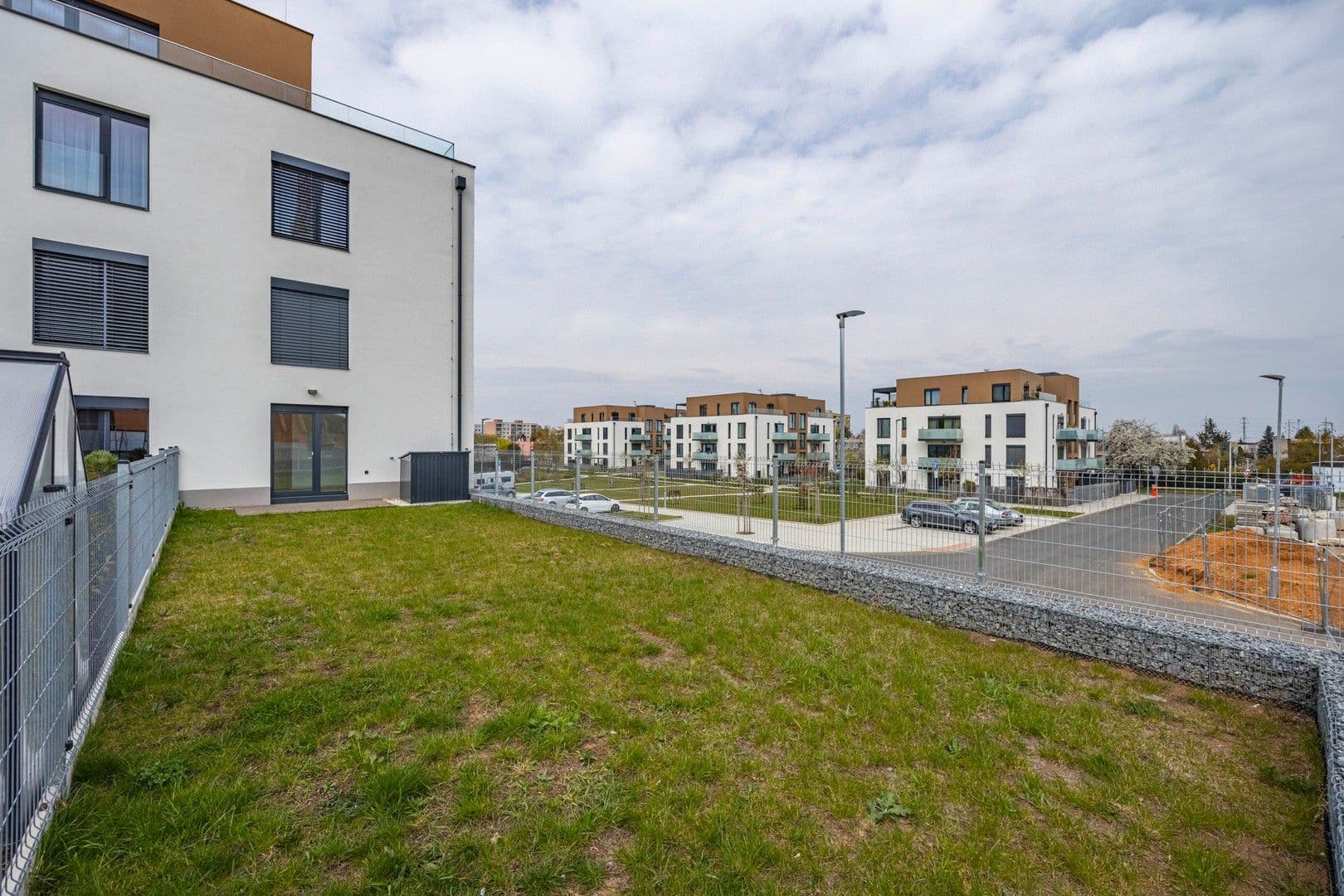 1 bedroom with open-plan kitchen flat to rent, 42 m², Pekařova, Prague, Prague 1 bedroom with open-plan kitchen flat to rent, 42 m², Pekařova, Prague, Prague