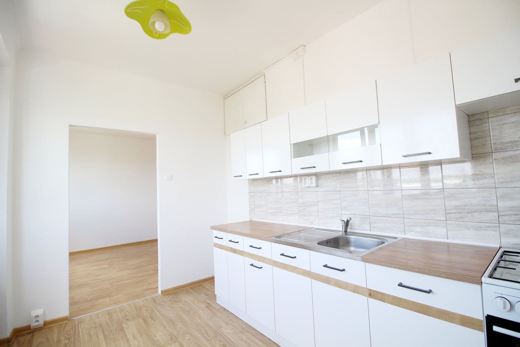 2 bedroom flat to rent, 52 m², Štefánikova, Kralupy nad Vltavou, Středočeský Region 2 bedroom flat to rent, 52 m², Štefánikova, Kralupy nad Vltavou, Středočeský Region