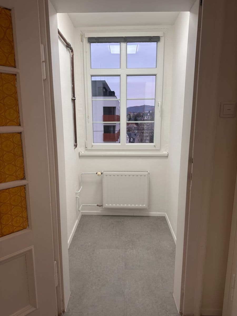 3 bedroom flat to rent, 100 m², Na Perštýně, Liberec, Liberecký Region 3 bedroom flat to rent, 100 m², Na Perštýně, Liberec, Liberecký Region