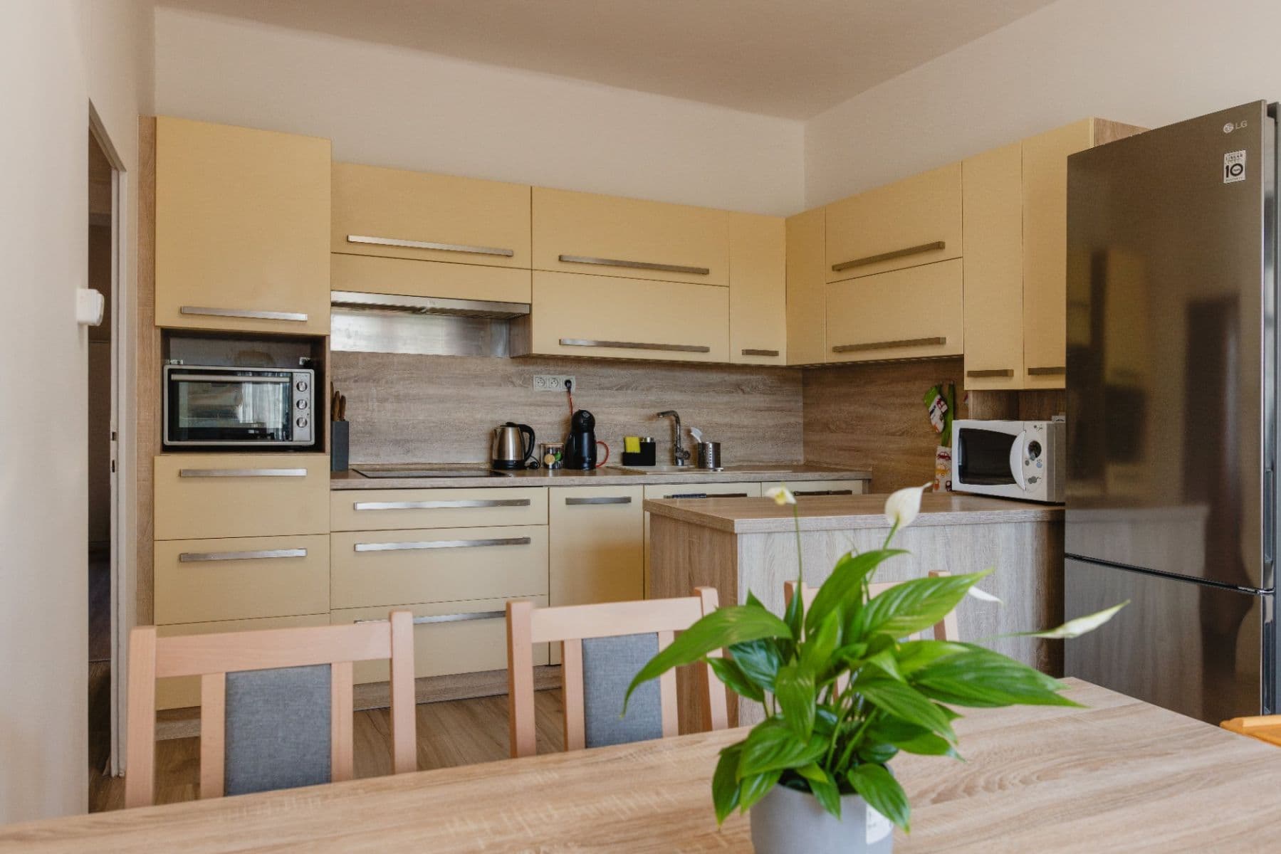 3 bedroom flat to rent, 100 m², Na Perštýně, Liberec, Liberecký Region 3 bedroom flat to rent, 100 m², Na Perštýně, Liberec, Liberecký Region