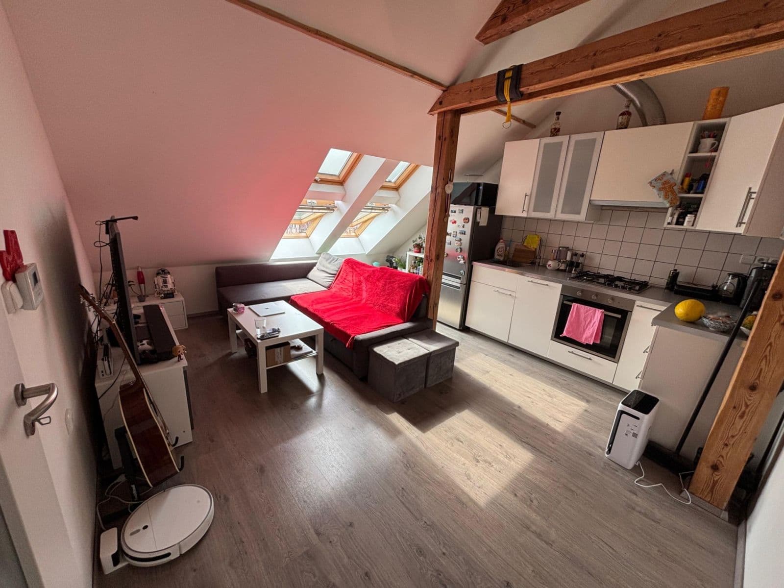 1 bedroom with open-plan kitchen flat to rent, 40 m², Strančická, Prague, Prague 1 bedroom with open-plan kitchen flat to rent, 40 m², Strančická, Prague, Prague