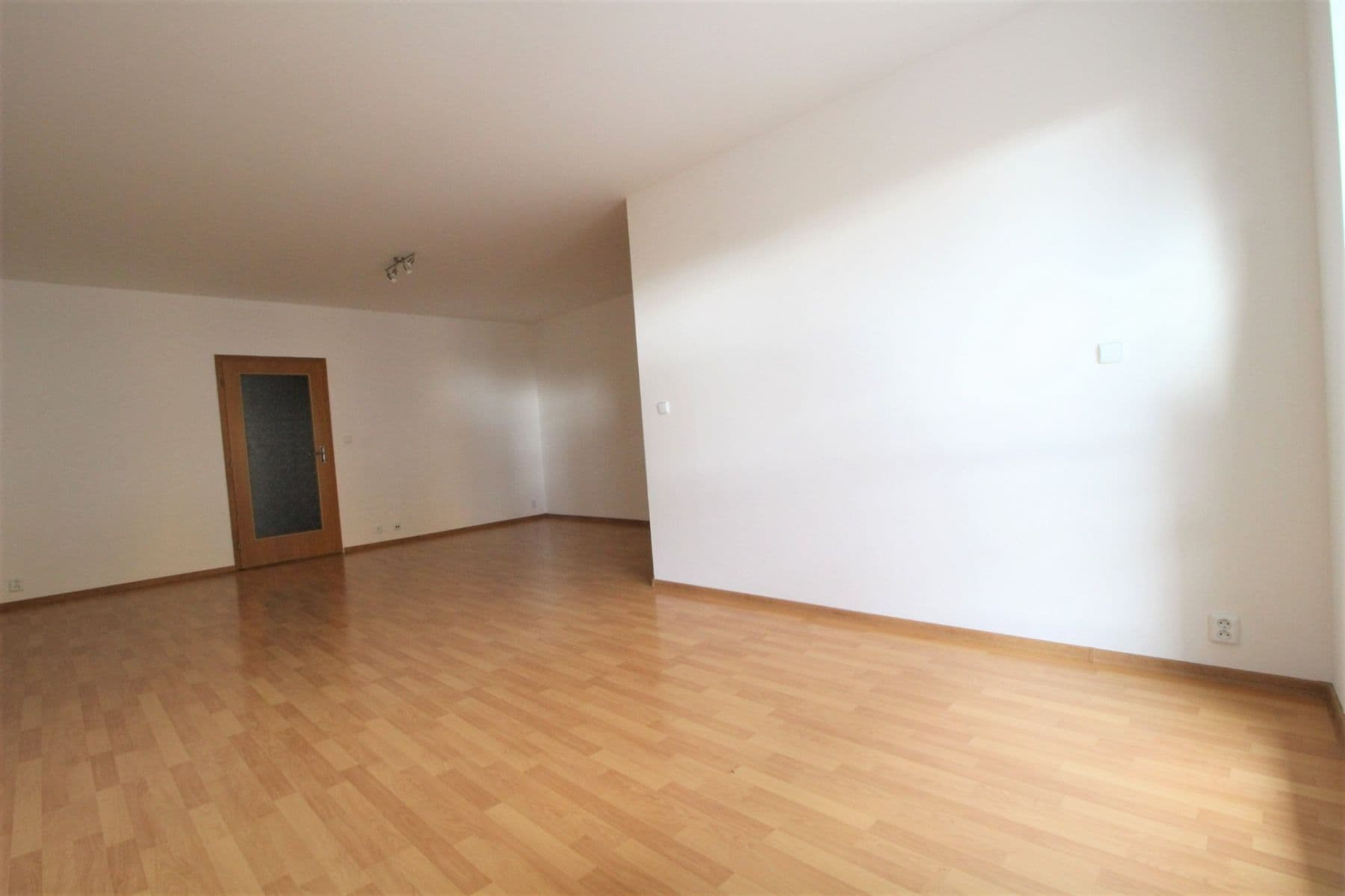 3 bedroom flat to rent, 93 m², Velká skála, Prague, Prague 3 bedroom flat to rent, 93 m², Velká skála, Prague, Prague