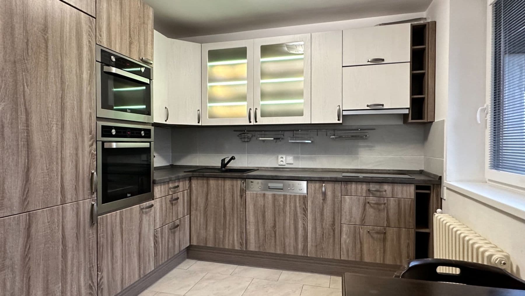 1 bedroom with open-plan kitchen flat to rent, 55 m², Hrušovická, Prague, Prague 1 bedroom with open-plan kitchen flat to rent, 55 m², Hrušovická, Prague, Prague