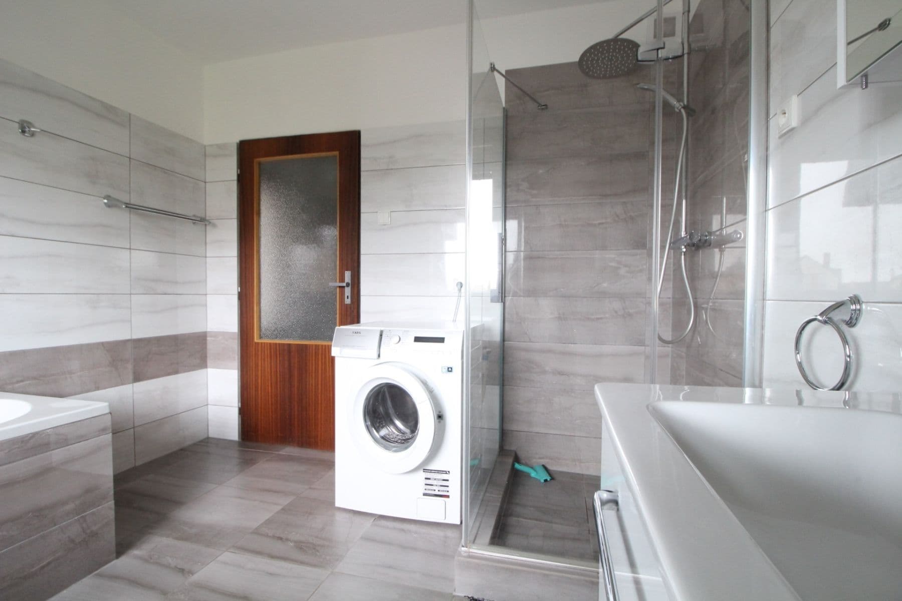 1 bedroom with open-plan kitchen flat to rent, 55 m², Hrušovická, Prague, Prague 1 bedroom with open-plan kitchen flat to rent, 55 m², Hrušovická, Prague, Prague