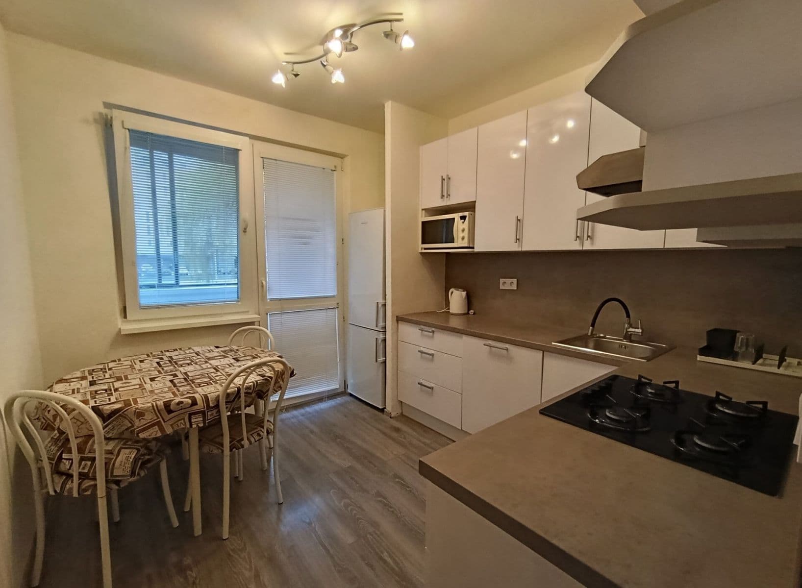 4 bedroom flat for sale, 88 m², Wolkrova, Petržalka, Bratislavský Region 4 bedroom flat for sale, 88 m², Wolkrova, Petržalka, Bratislavský Region