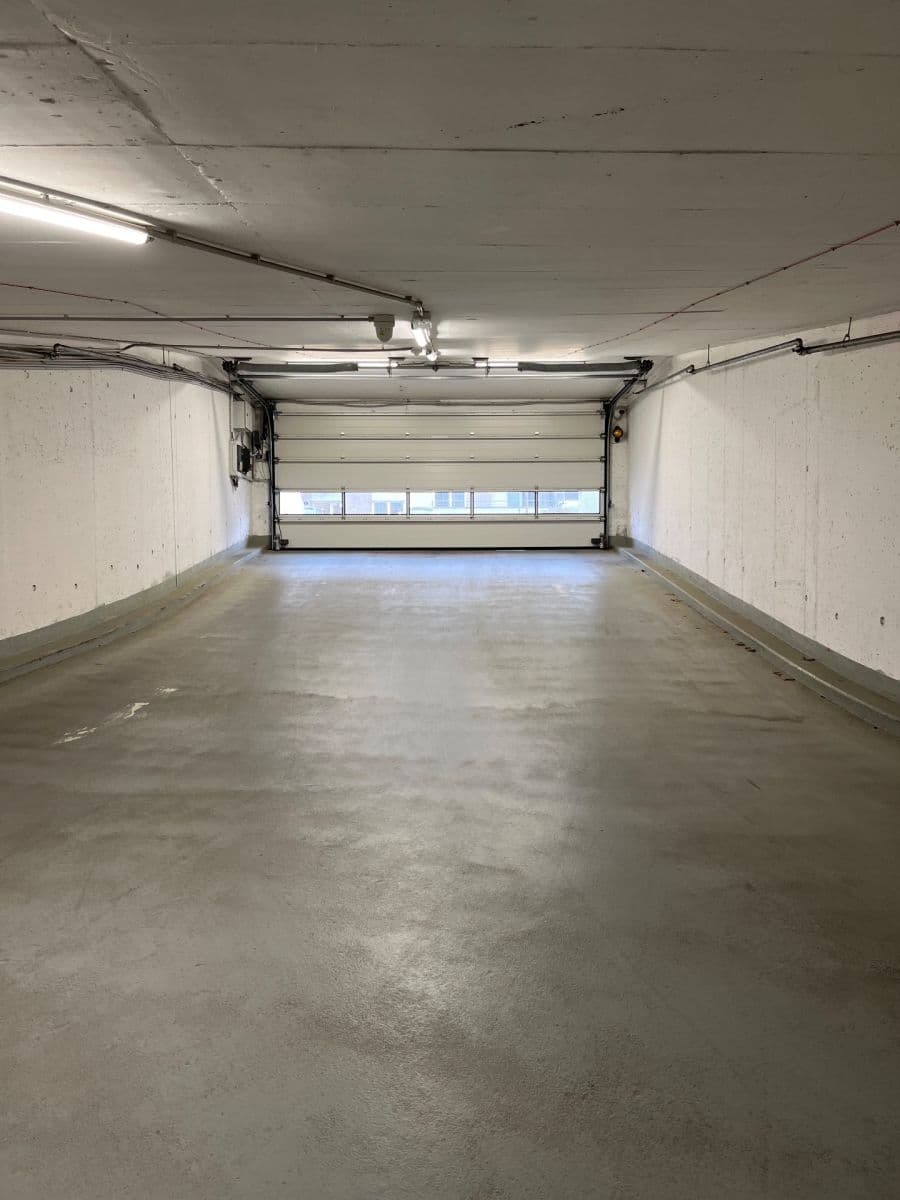 garage to rent, 12 m², Hlučkova, Prague, Prague garage to rent, 12 m², Hlučkova, Prague, Prague