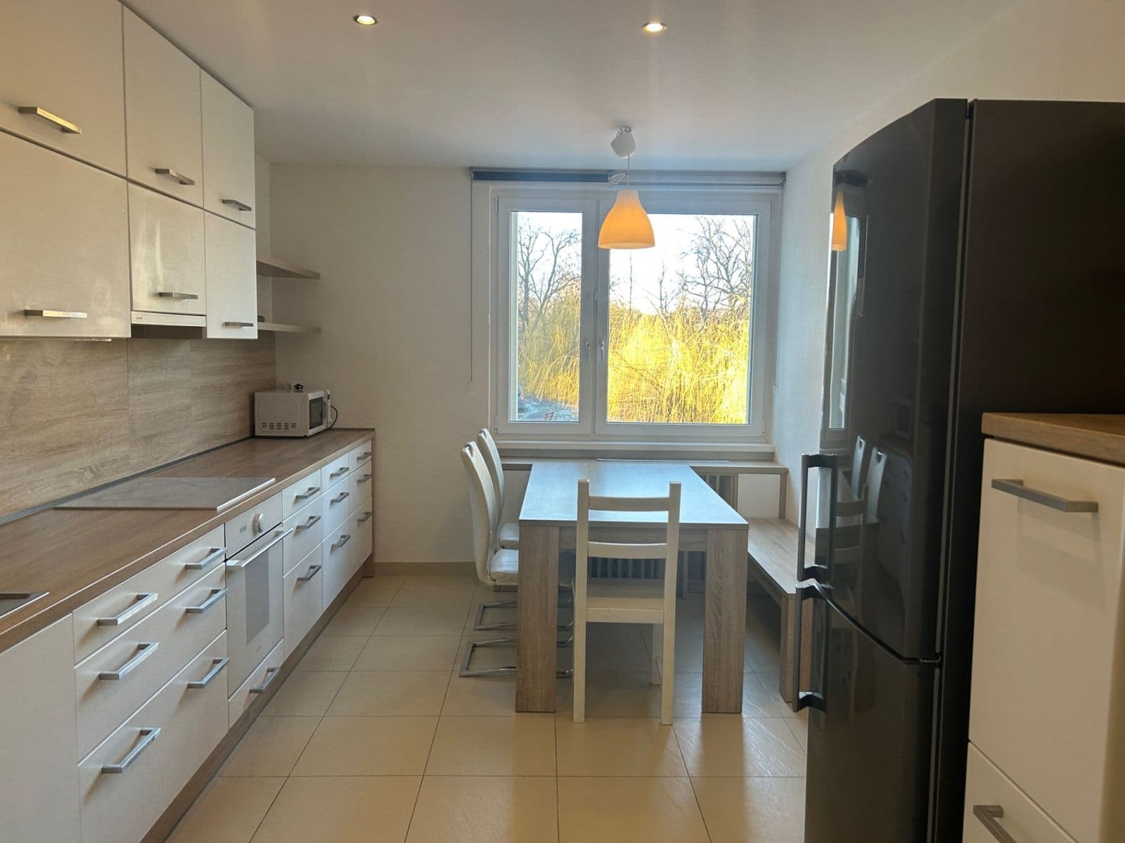 3 bedroom flat to rent, 121 m², Družstevní ochoz, Prague, Prague 3 bedroom flat to rent, 121 m², Družstevní ochoz, Prague, Prague