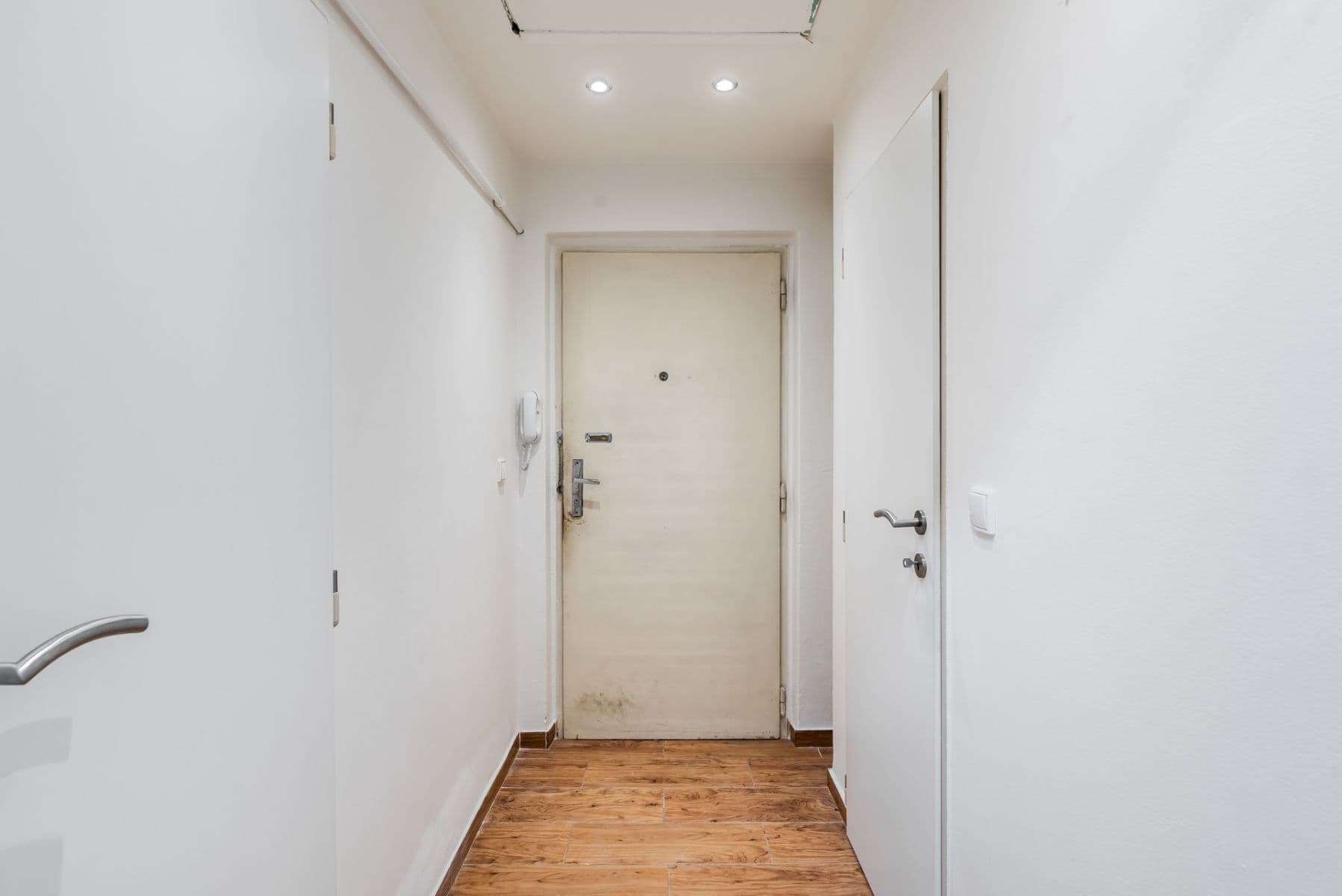 2 bedroom flat for sale, 68 m², Kloboučnická, Prague, Prague 2 bedroom flat for sale, 68 m², Kloboučnická, Prague, Prague