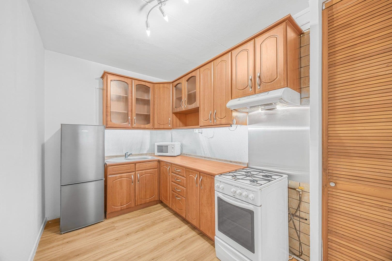 1 bedroom with open-plan kitchen flat to rent, 49 m², Janovská, Prague, Prague 1 bedroom with open-plan kitchen flat to rent, 49 m², Janovská, Prague, Prague