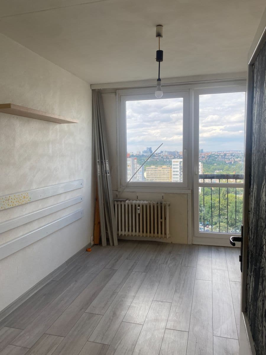 4 bedroom flat for sale, 80 m², Hurbanova, Prague, Prague 4 bedroom flat for sale, 80 m², Hurbanova, Prague, Prague