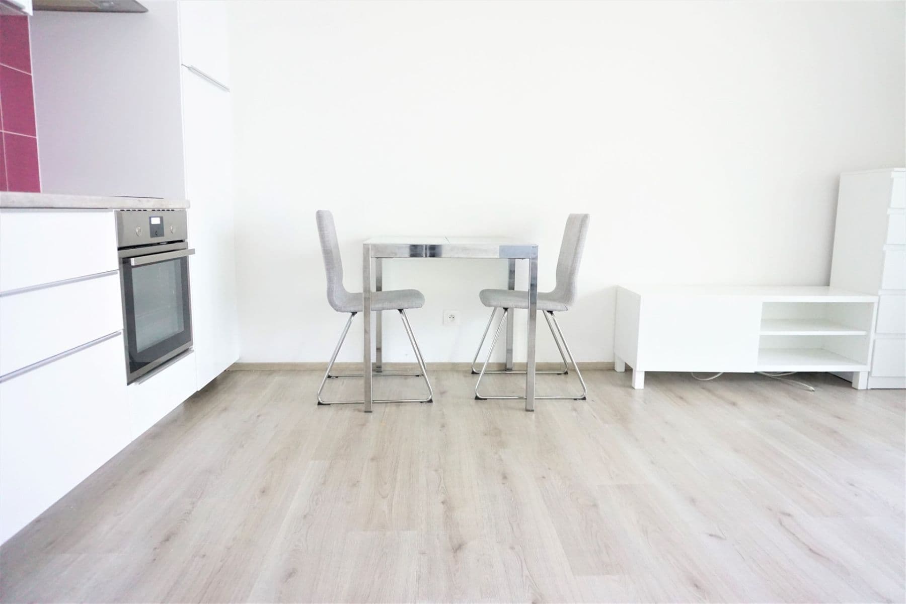 Studio flat to rent, 39 m², Počernická, Prague, Prague Studio flat to rent, 39 m², Počernická, Prague, Prague