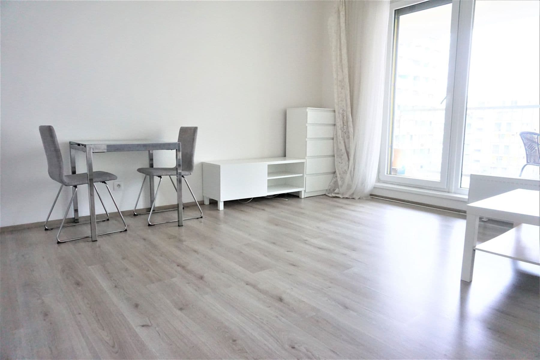 Studio flat to rent, 39 m², Počernická, Prague, Prague Studio flat to rent, 39 m², Počernická, Prague, Prague