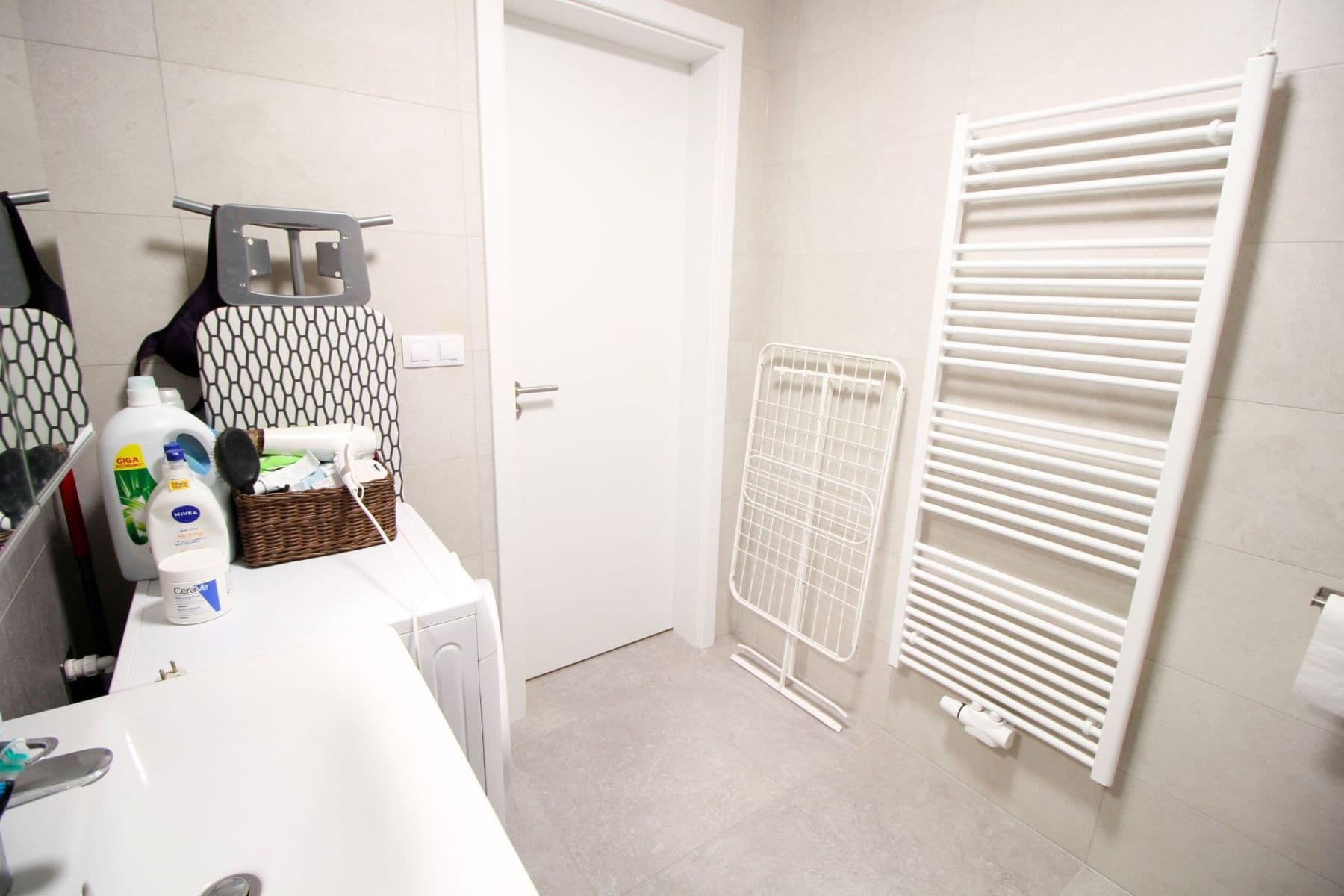 1 bedroom with open-plan kitchen flat to rent, 48 m², Kovářská, Prague, Prague 1 bedroom with open-plan kitchen flat to rent, 48 m², Kovářská, Prague, Prague