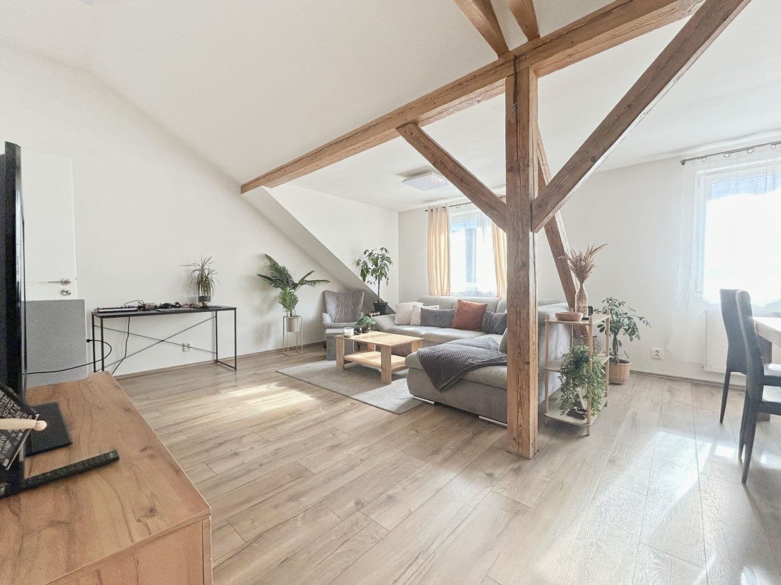 1 bedroom with open-plan kitchen flat to rent, 60 m², Tyršova, Trmice, Ústecký Region 1 bedroom with open-plan kitchen flat to rent, 60 m², Tyršova, Trmice, Ústecký Region