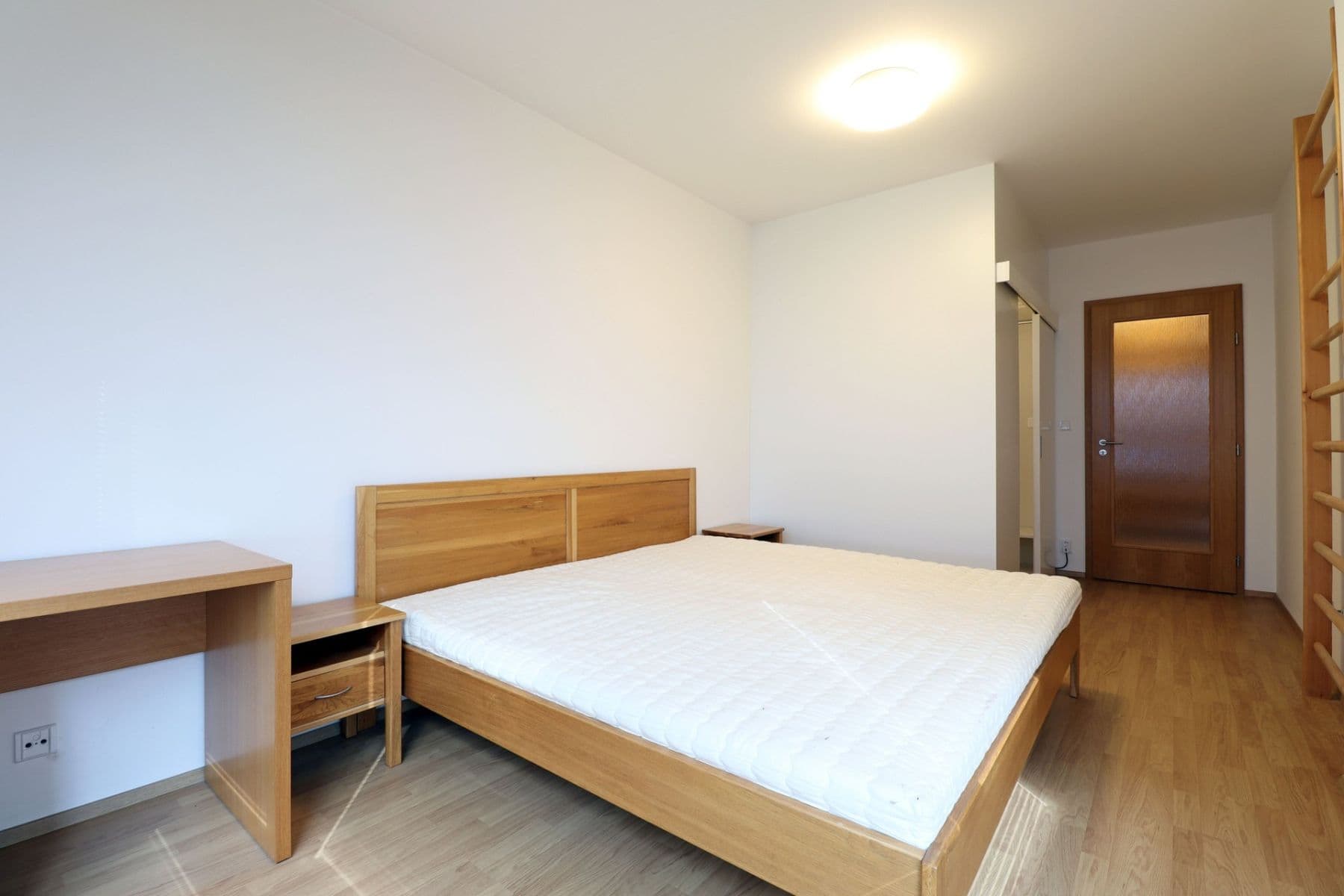 1 bedroom with open-plan kitchen flat to rent, 63 m², Hanusova, Prague, Prague 1 bedroom with open-plan kitchen flat to rent, 63 m², Hanusova, Prague, Prague