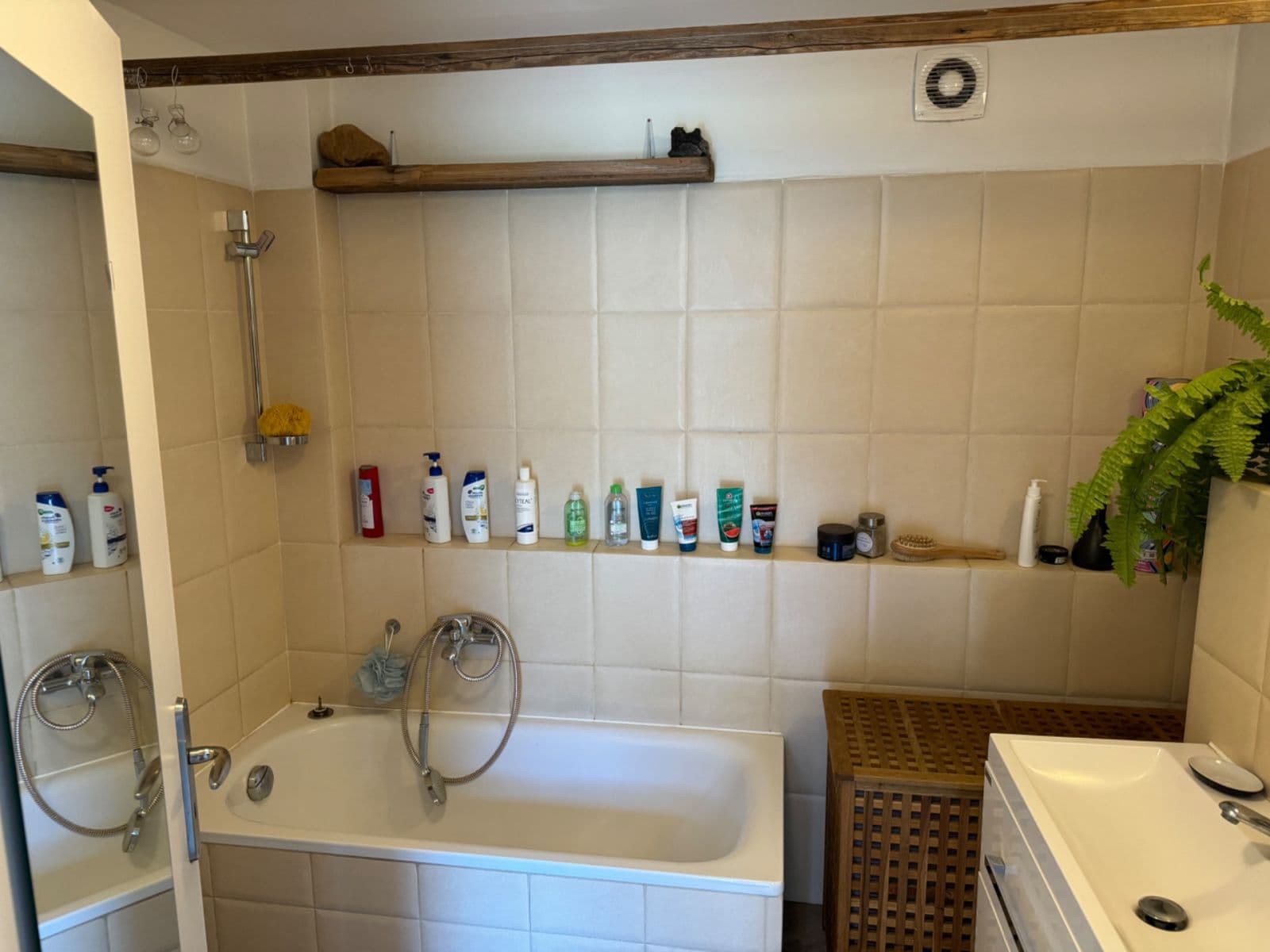 house to rent, 185 m², Vlkov pod Oškobrhem, Středočeský Region house to rent, 185 m², Vlkov pod Oškobrhem, Středočeský Region