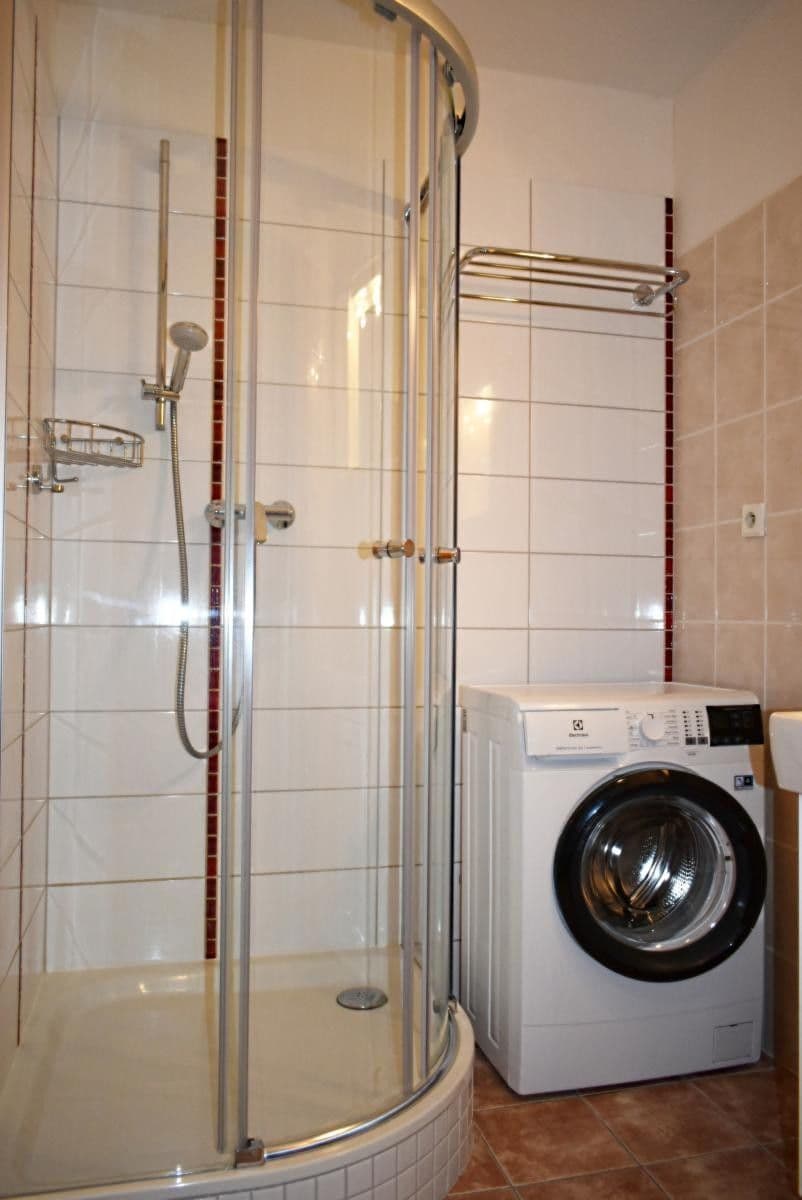 1 bedroom with open-plan kitchen flat to rent, 47 m², třída Generála Píky, Brno, Jihomoravský Region 1 bedroom with open-plan kitchen flat to rent, 47 m², třída Generála Píky, Brno, Jihomoravský Region