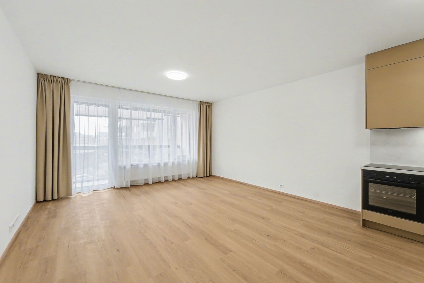 2 bedroom with open-plan kitchen flat to rent, 87 m², Waltariho, Prague, Prague 2 bedroom with open-plan kitchen flat to rent, 87 m², Waltariho, Prague, Prague