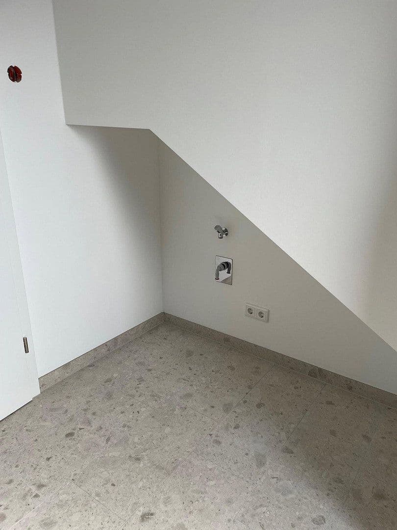 3 bedroom flat to rent, 77 m², Rodenbach, Rhineland-Palatinate 3 bedroom flat to rent, 77 m², Rodenbach, Rhineland-Palatinate