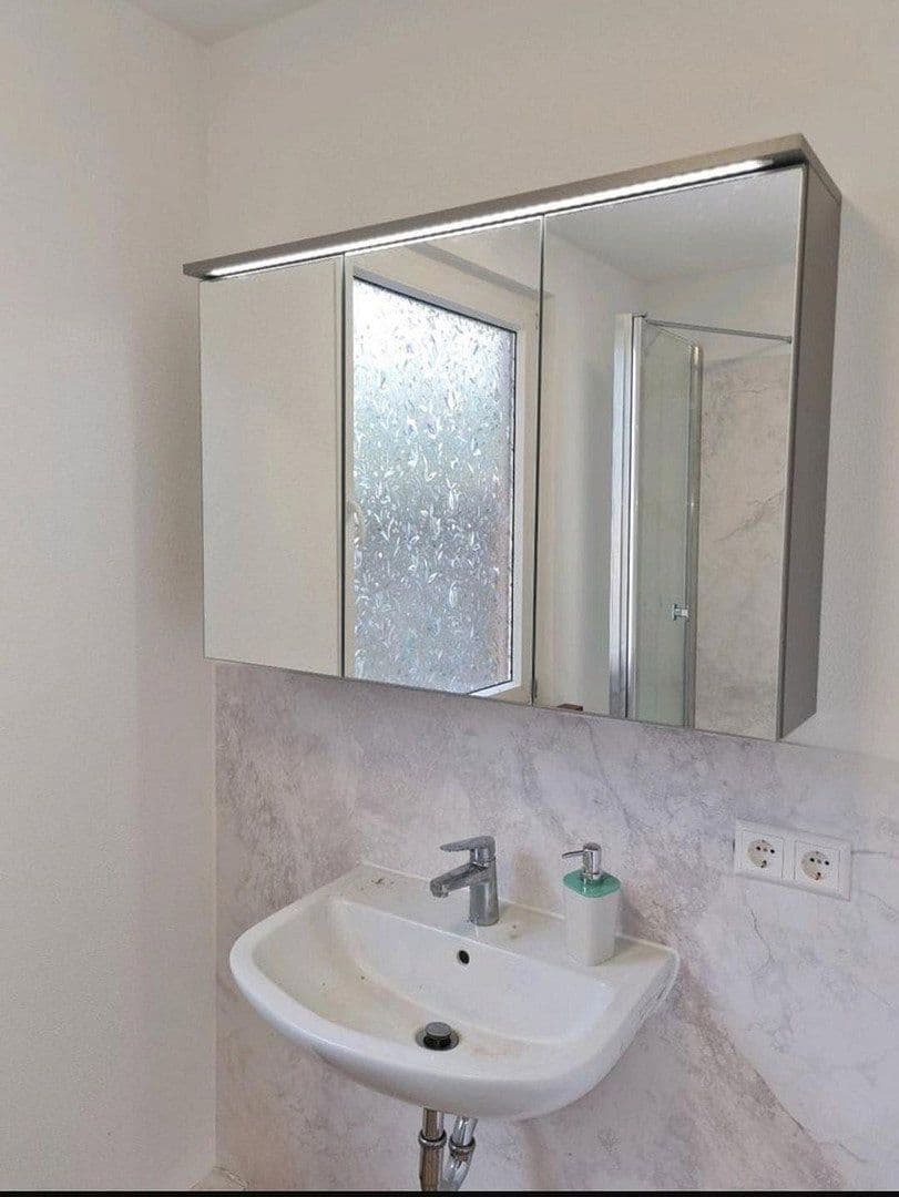 1 bedroom flat to rent, 35 m², Pfullingen, Baden-Württemberg 1 bedroom flat to rent, 35 m², Pfullingen, Baden-Württemberg