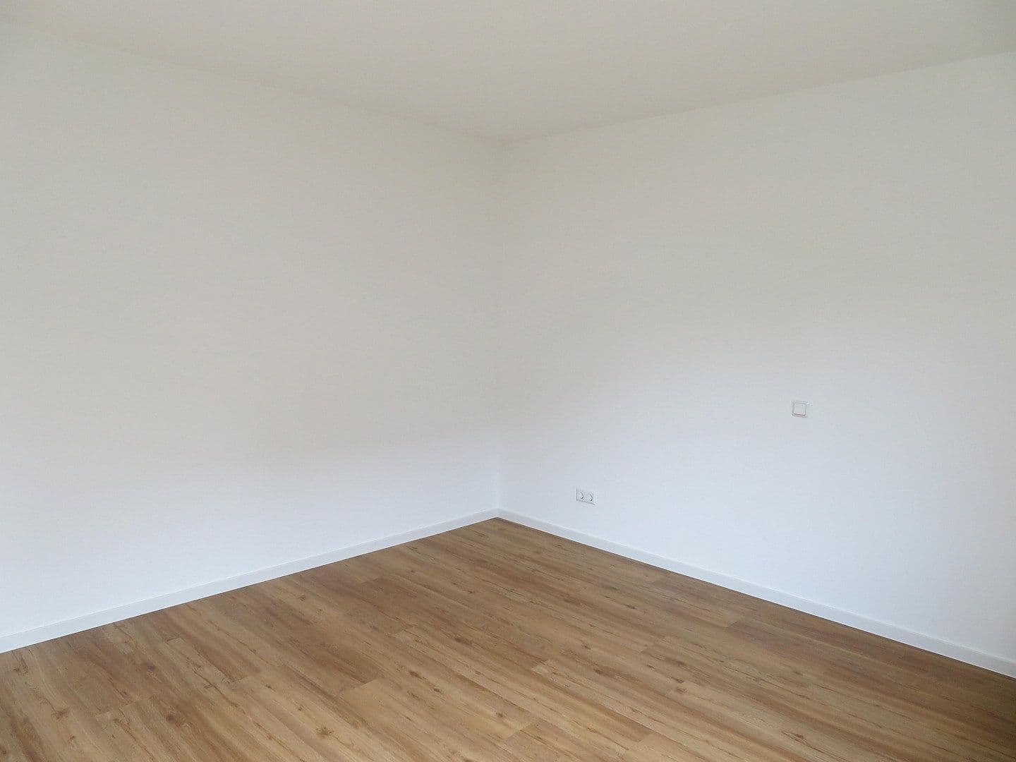 4 bedroom flat to rent, 104 m², Hetzerath, Rhineland-Palatinate 4 bedroom flat to rent, 104 m², Hetzerath, Rhineland-Palatinate