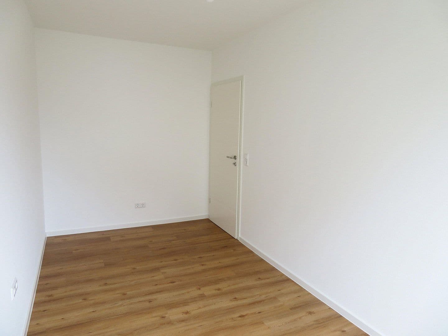 4 bedroom flat to rent, 104 m², Hetzerath, Rhineland-Palatinate 4 bedroom flat to rent, 104 m², Hetzerath, Rhineland-Palatinate